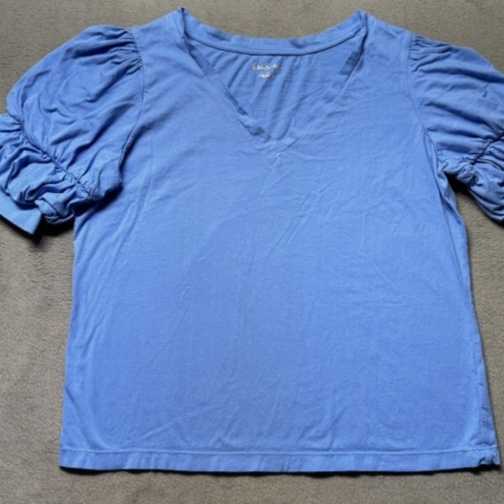 Blue V-Neck Puff Sleeve Top